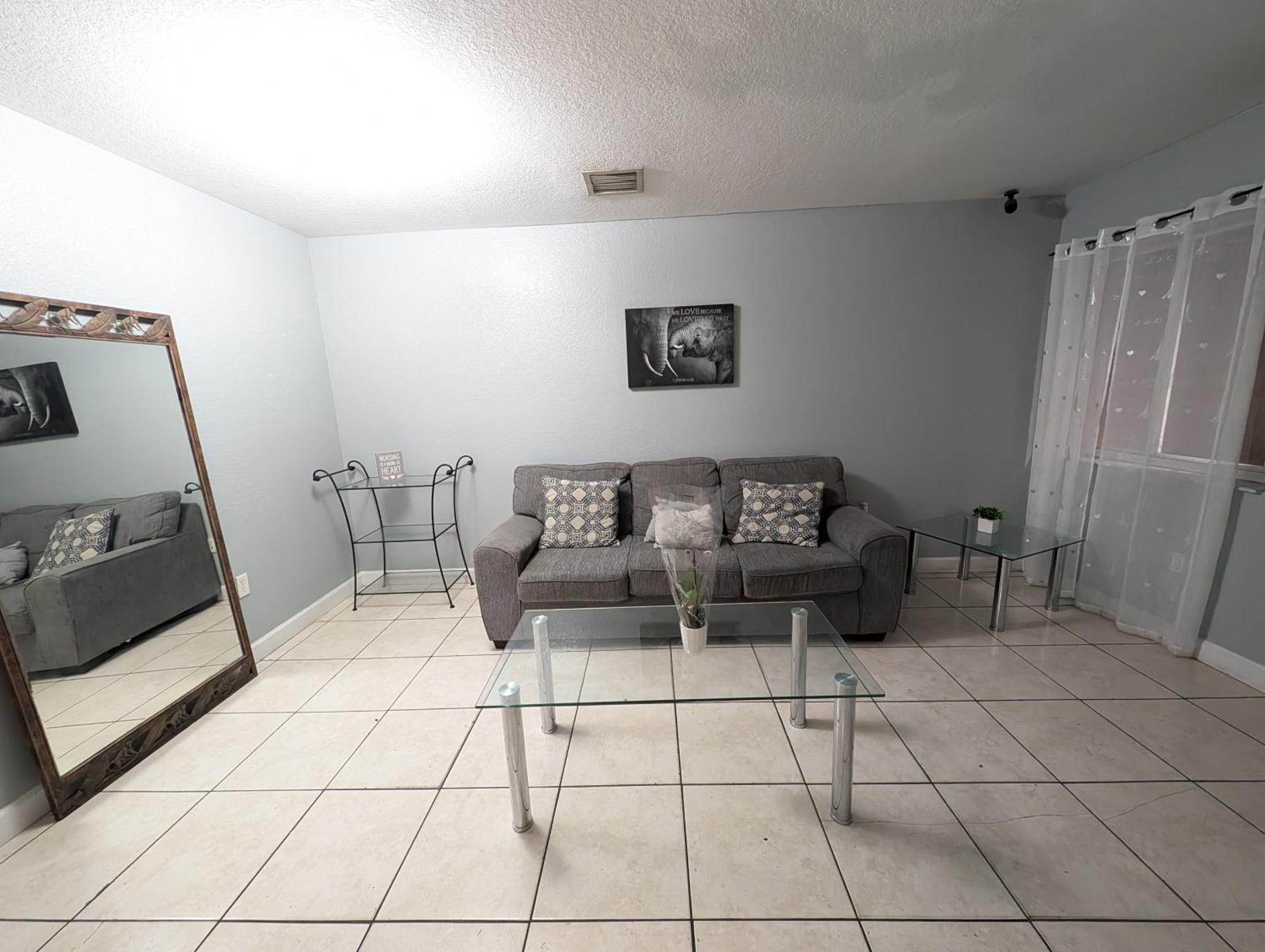 Miami Shores Milusolホステル エクステリア 写真