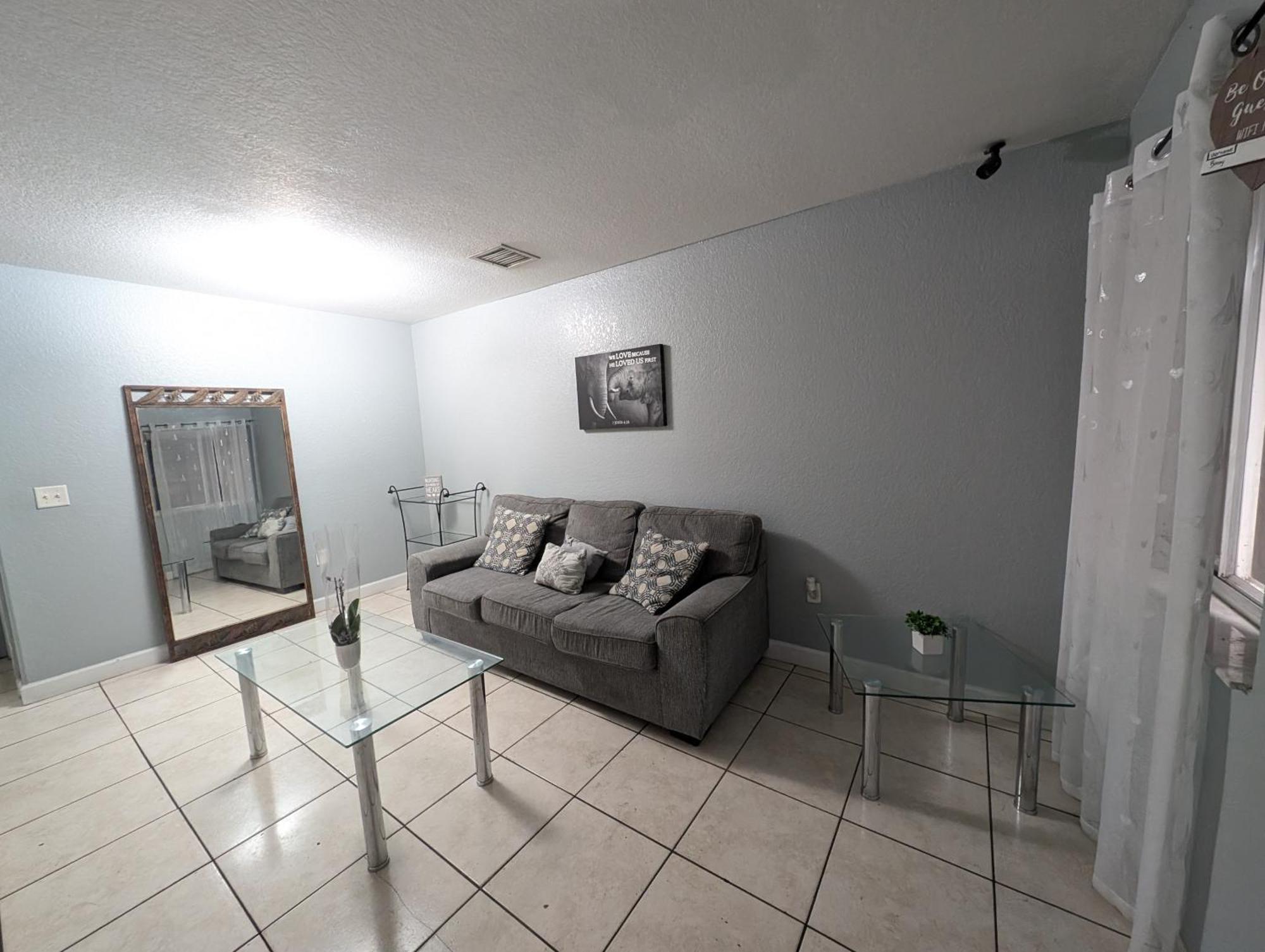 Miami Shores Milusolホステル エクステリア 写真